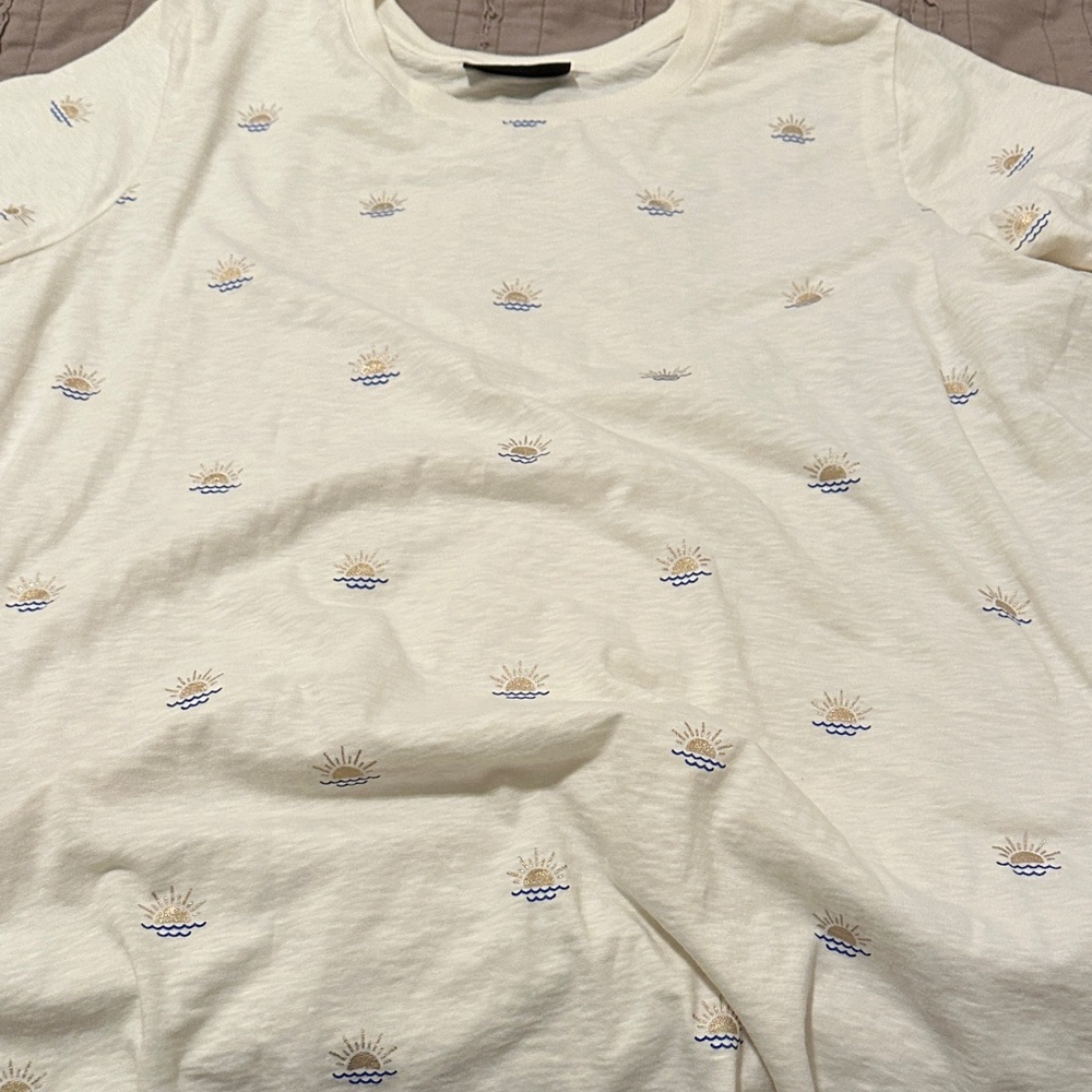 Lane Bryant Cream Graphic Tee golden suns and waves